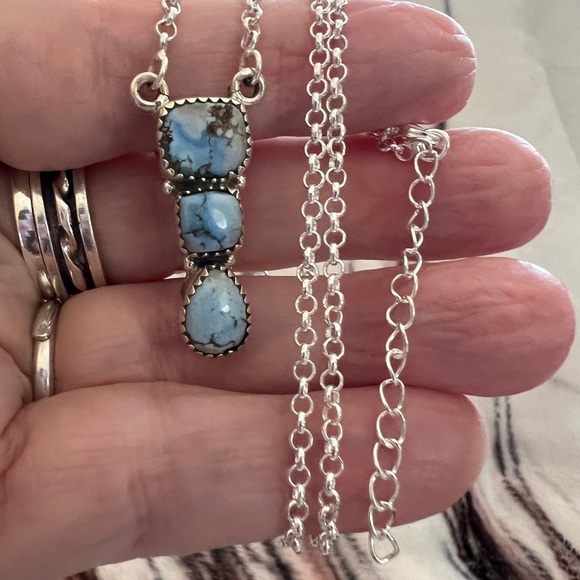 ❤️ Golden Hills Turquoise 3 Stone Navajo 925 Necklace Pendant 18+2” 8.8gms - Picture 1 of 12